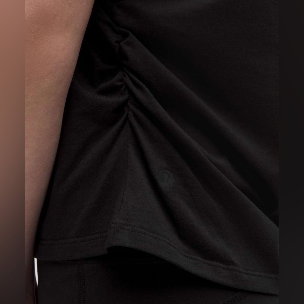 Lululemon Organic Cotton Ruched-Sides T-Shirt - Picture 4 of 8